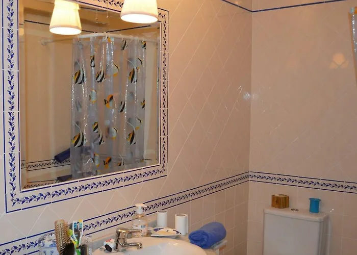 Peniche Swimming Pool Dom wakacyjny *